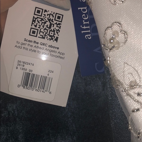 Ivory Alfred Angelino Wedding Dress - Picture 5 of 5